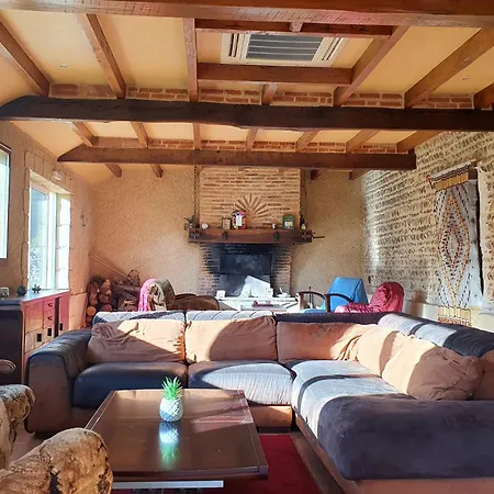 Pensionat Et Hameau Nouste Temps *