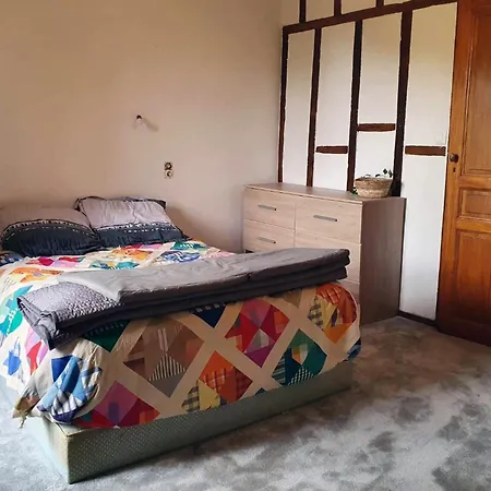 Et Hameau Nouste Temps ゲストハウス